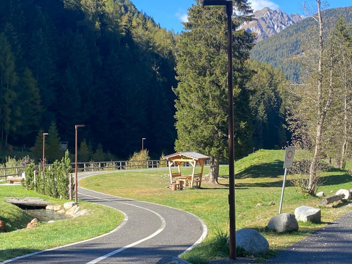 Finestra Sull'Adamello Passo del Tonale Exterior foto